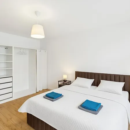 Erholsame Mit Balkon Und Einbaukueche Im Herzen Leipzigs * 라이프치히